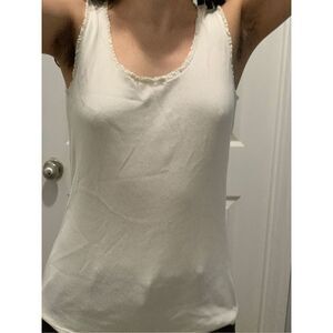 Small Liz Claiborne White Lace Accented Sleeveless blouse or Tank Top. Cute!